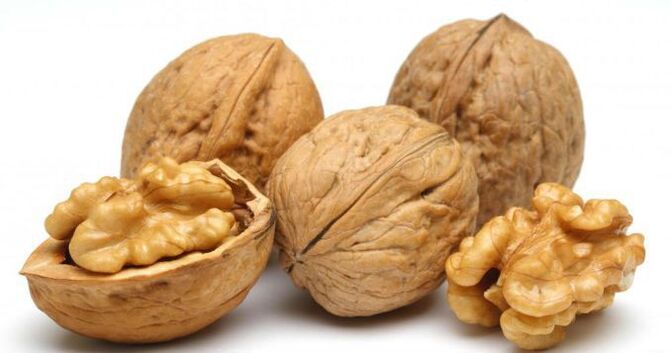 walnuts for worms